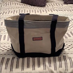 Vineyard Vines over the shoulder tote bag